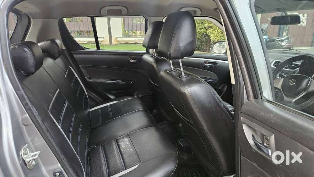 Maruti Suzuki Swift Vxi + Manual, 2012, Petrol