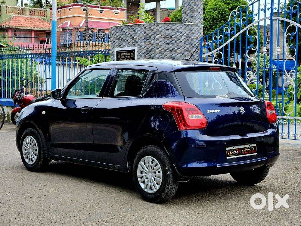 Maruti Suzuki Swift 1.2 Lxi (o), 2022, Petrol