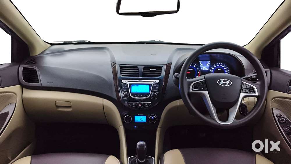 Hyundai Verna Fluidic 1.6 Vtvt Sx, 2014, Petrol