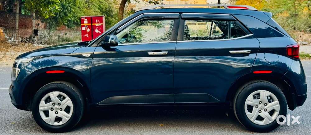 Hyundai Venue E 1.2 Petrol, 2019, Cng & Hybrids