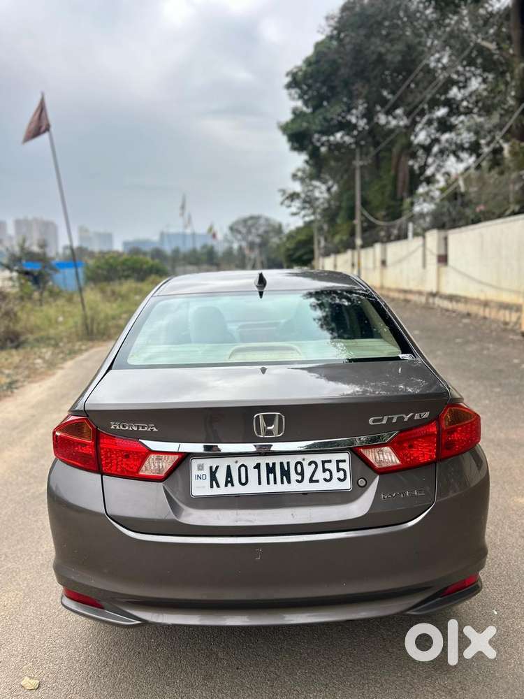 Honda City I-vtec V, 2016, Petrol