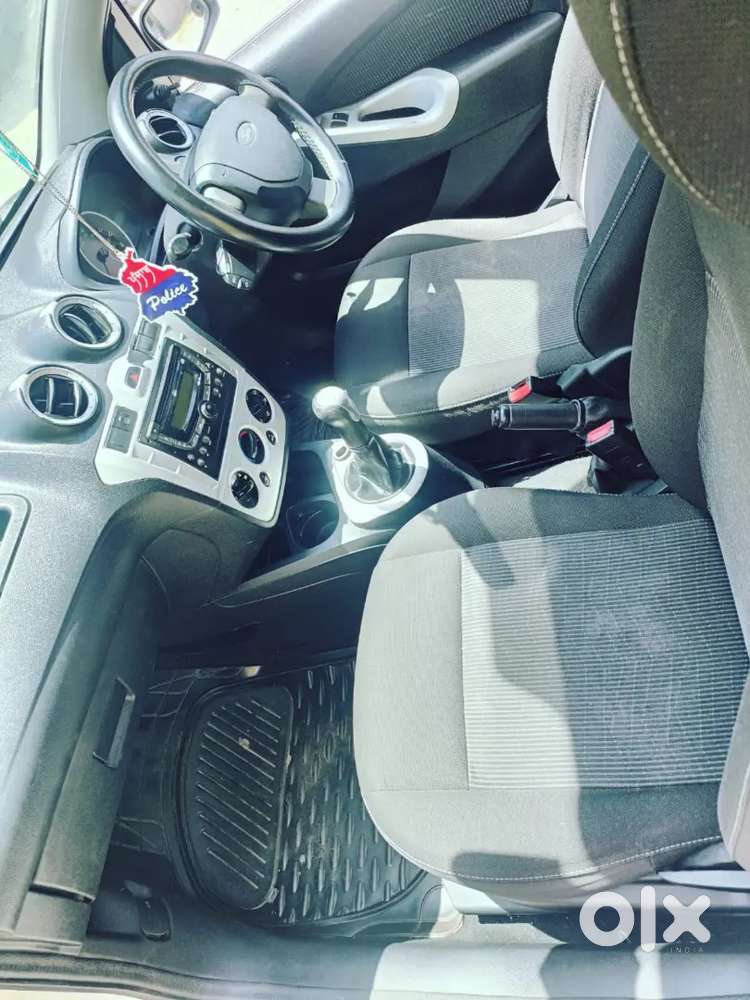 2012 Model Registered 2013