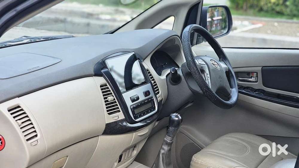 Toyota Innova 2014 Diesel Well Maintained Z Option