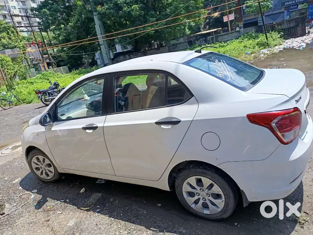 Hyundai Xcent 2015 Model