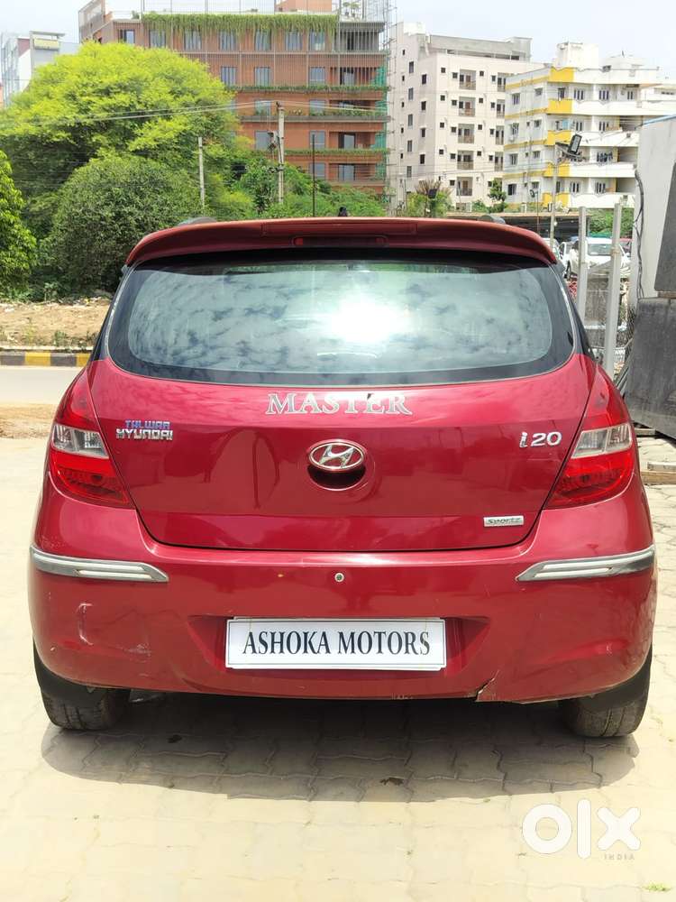 Hyundai I20 Sportz 1.2 Bs-iv, 2010, Petrol