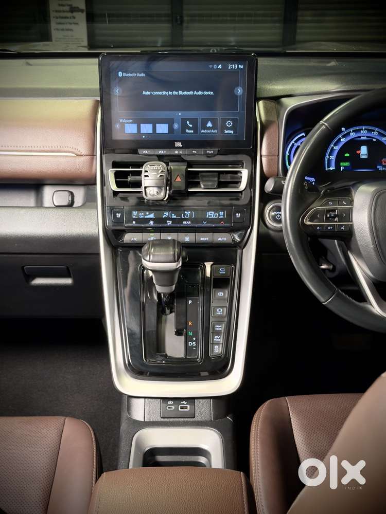 Toyota Innova Hycross 2.0 Zx (o) Hybrid 7 Str, 2024, Petrol