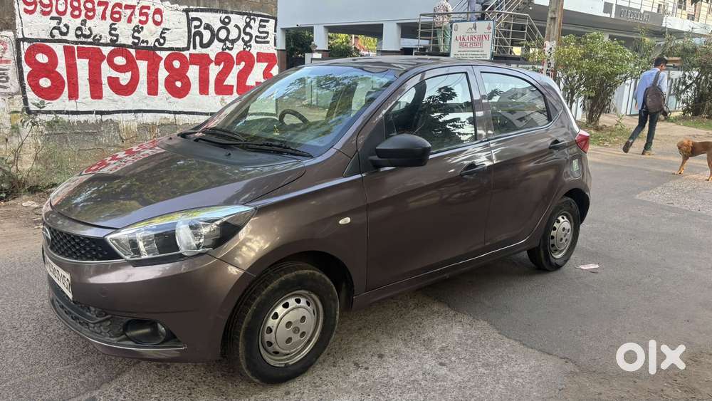Tata Tiago 1.2 Revotron Xm, 2017, Petrol