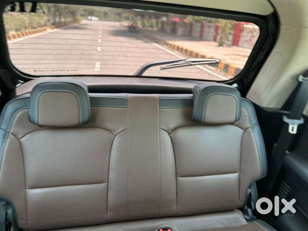 Mahindra Scorpio-n 2.0 Z8 Petrol At 7 Str, 2025, Petrol