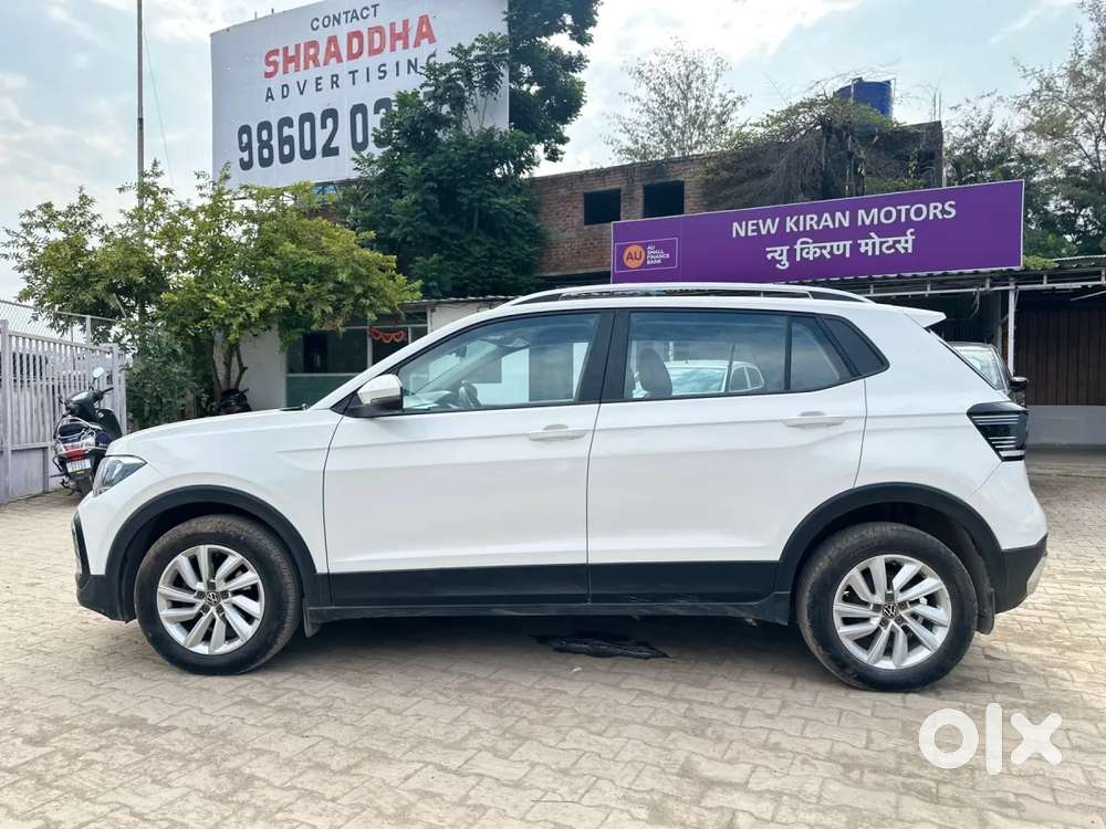 Volkswagen Taigun 1.0 Tsi Highline At, 2023, Petrol