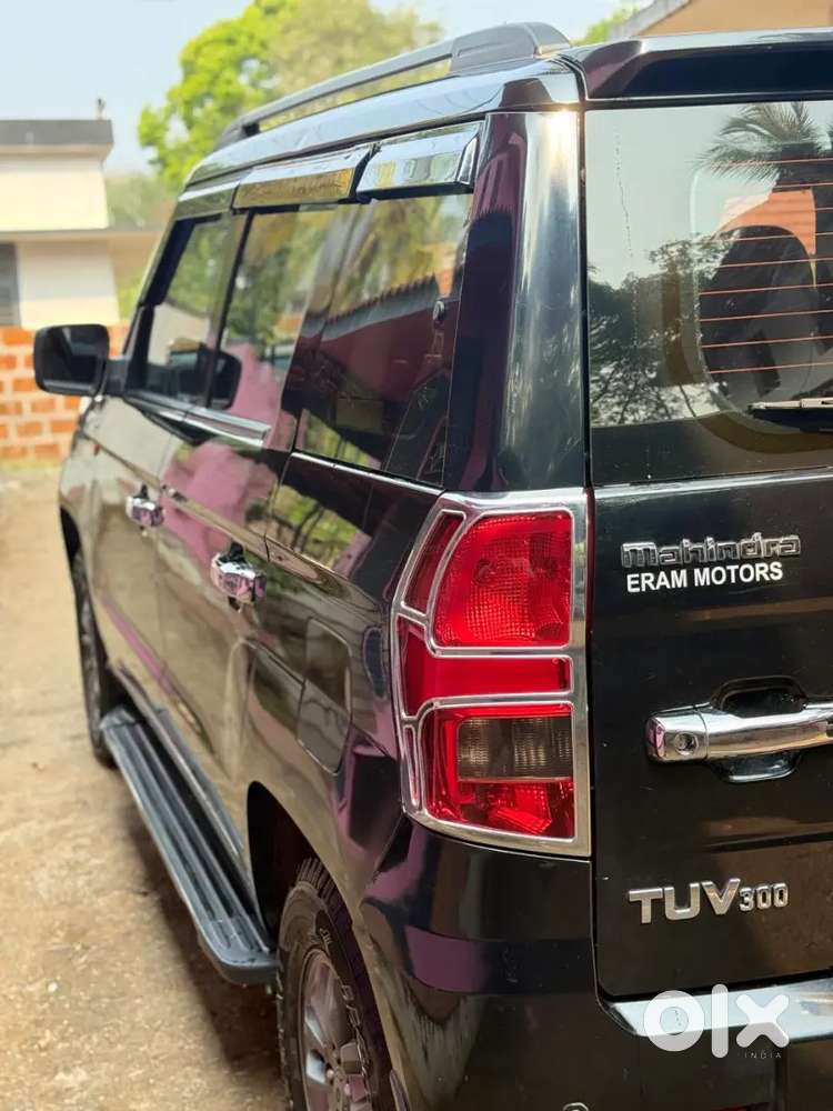 Mahindra Tuv 300 2018