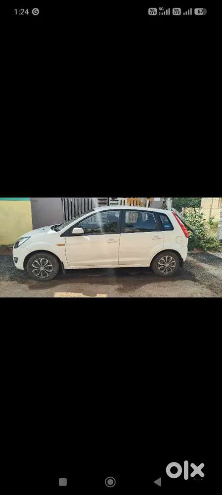 Ford Figo Diesel Zxi 2011