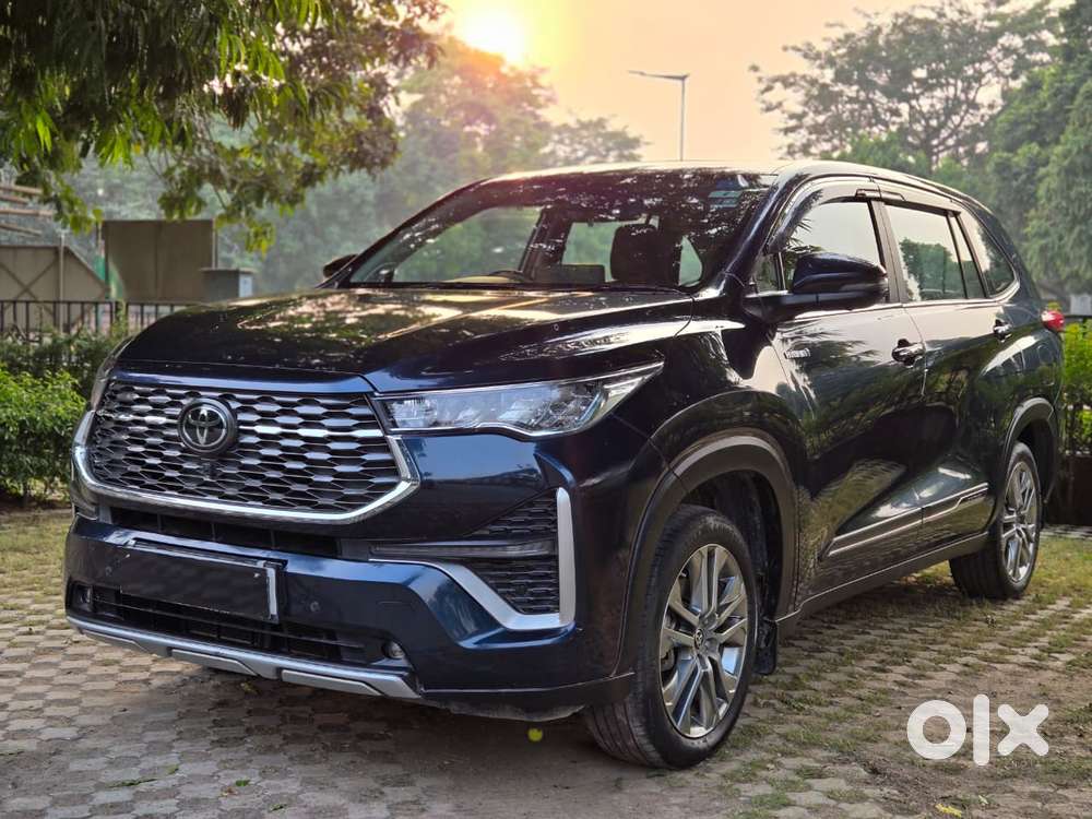 Toyota Innova Hycross 2.0 Zx (o) Hybrid 7 Str, 2023, Cng & Hybrids