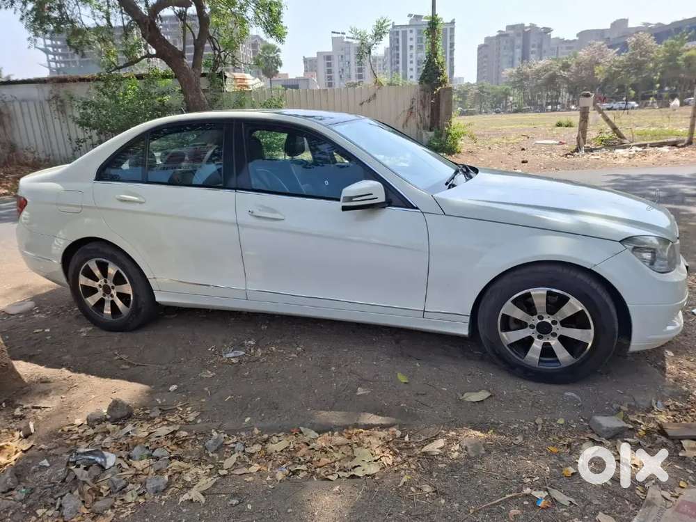 Mercedes-benz C-class 2011 Diesel 155000 Km Driven