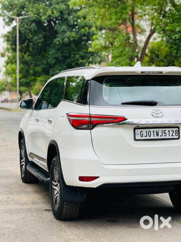 Toyota Fortuner 4x2 At 2.8 Diesel, 2022, Diesel