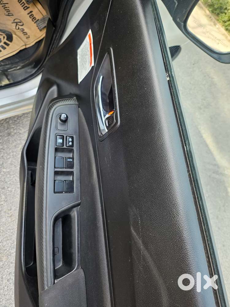 Maruti Suzuki Swift Vxi Cng, 2023, Cng & Hybrids