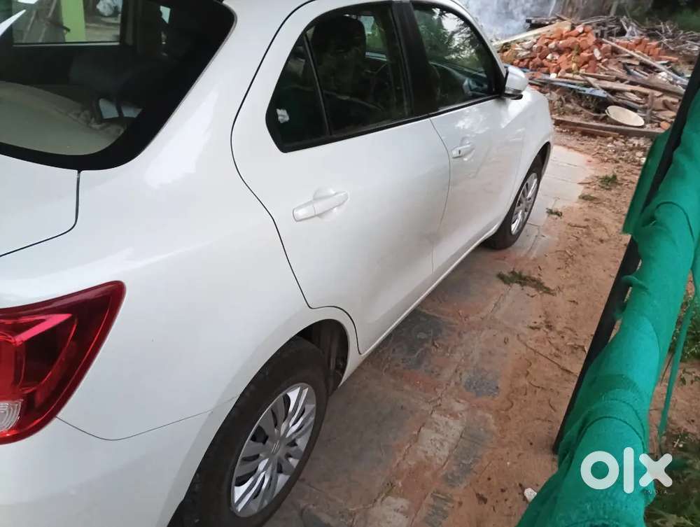 Maruti Suzuki Dzire Desember 2023 Petrol 26000 Km Driven