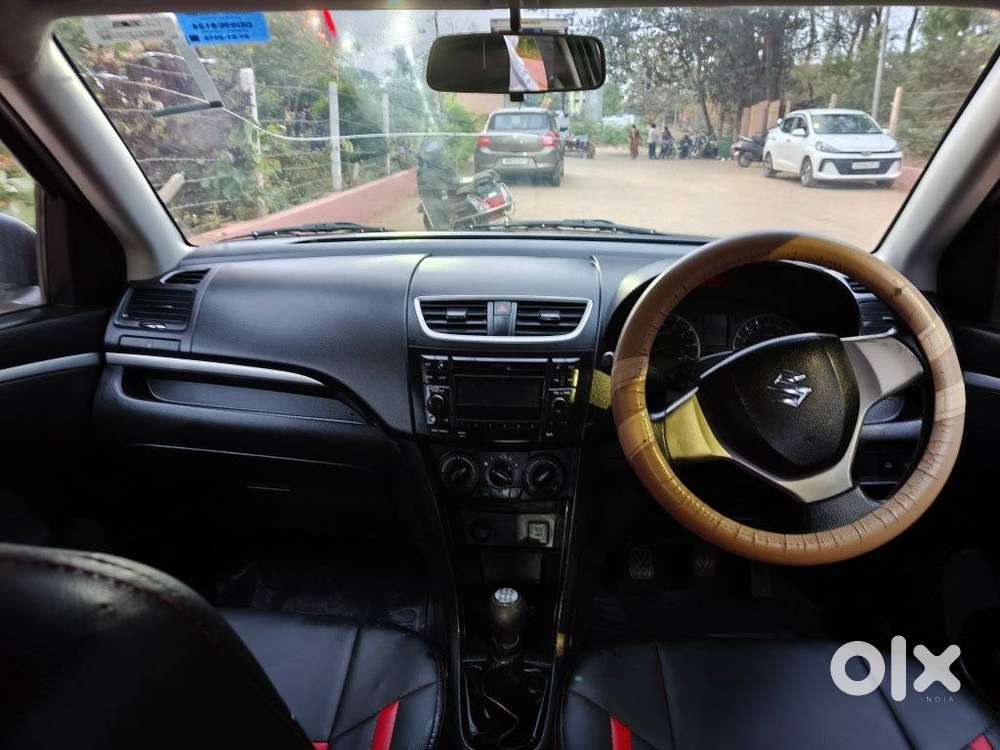 Maruti Suzuki Swift Vxi Optional, 2016, Petrol