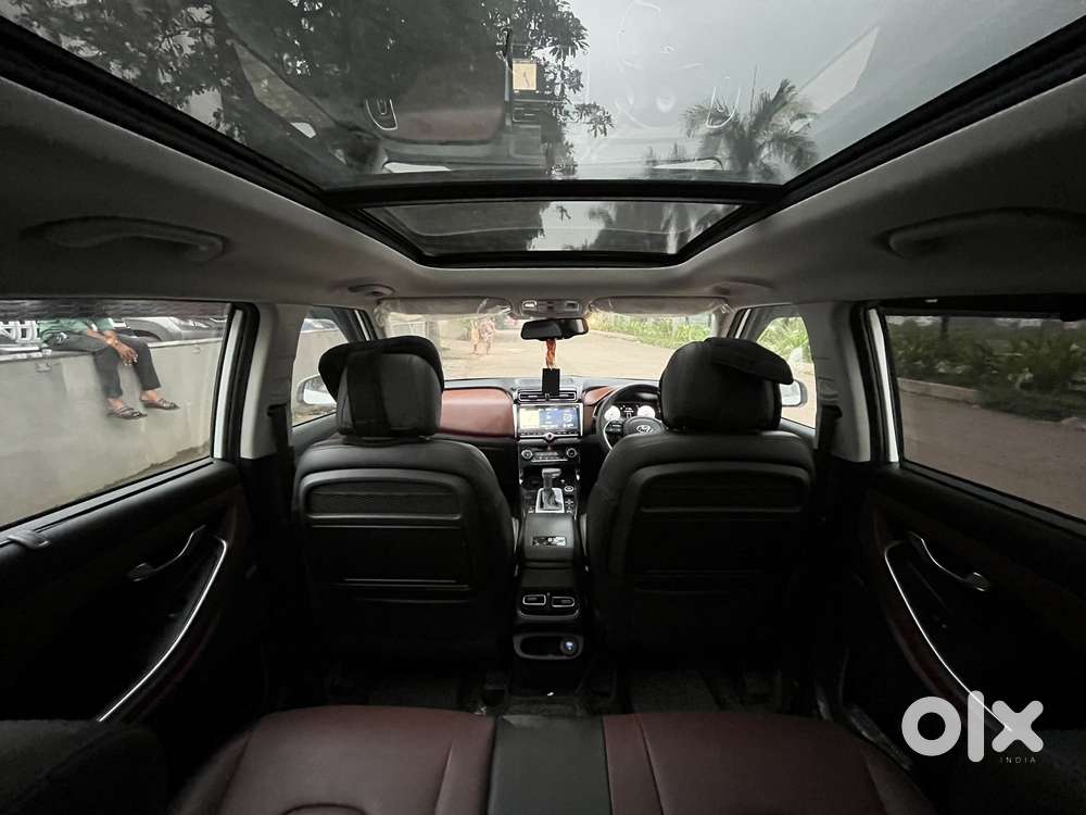 Hyundai Alcazar Signature 1.5 Petrol Dct 7str Knight, 2024, Petrol