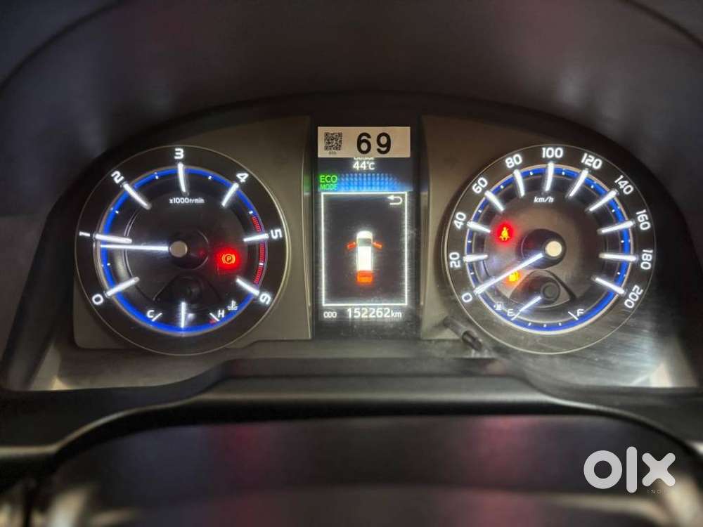 Toyota Innova Crysta 2.4 Z 7 Str, 2016, Diesel
