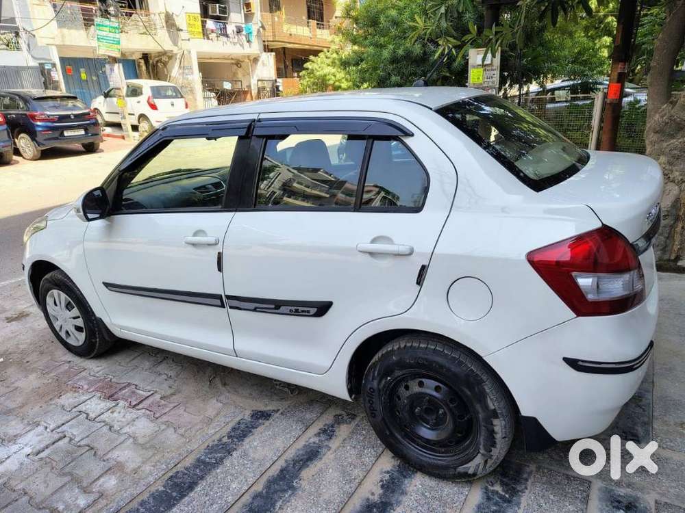 Maruti Suzuki Swift Dzire Vxi Optional, 2015, Petrol