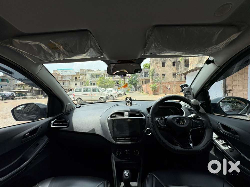 Tata Tiago Nrg 2025 Cng & Hybrids 19950 Km Driven