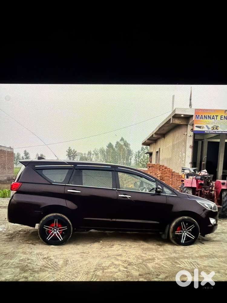 Toyota Innova Crysta Diesel Well Maintained