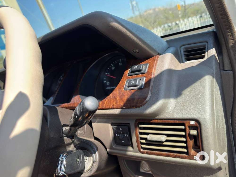 Mint Condition 1st Owner Immaculate Pajero Sfx Full Maintenaned