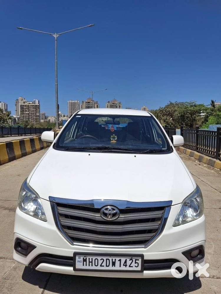 Toyota Innova 2.5 G (diesel) 8 Seater, 2015
