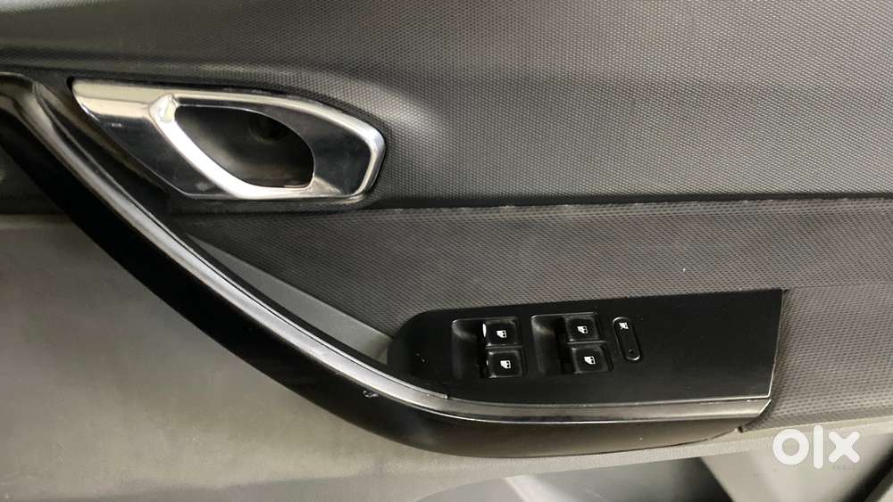 Tata Tigor 1.2 Revotron Xz, 2017, Petrol