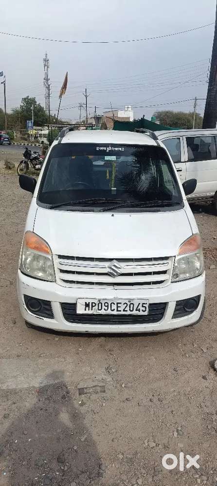 गाड़ी की कंडीशन अच्छी हे ।