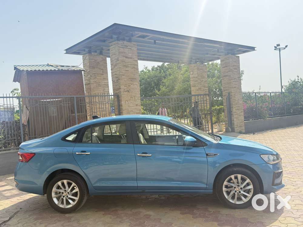 Skoda Slavia 1.0 Tsi Style At, 2022, Petrol