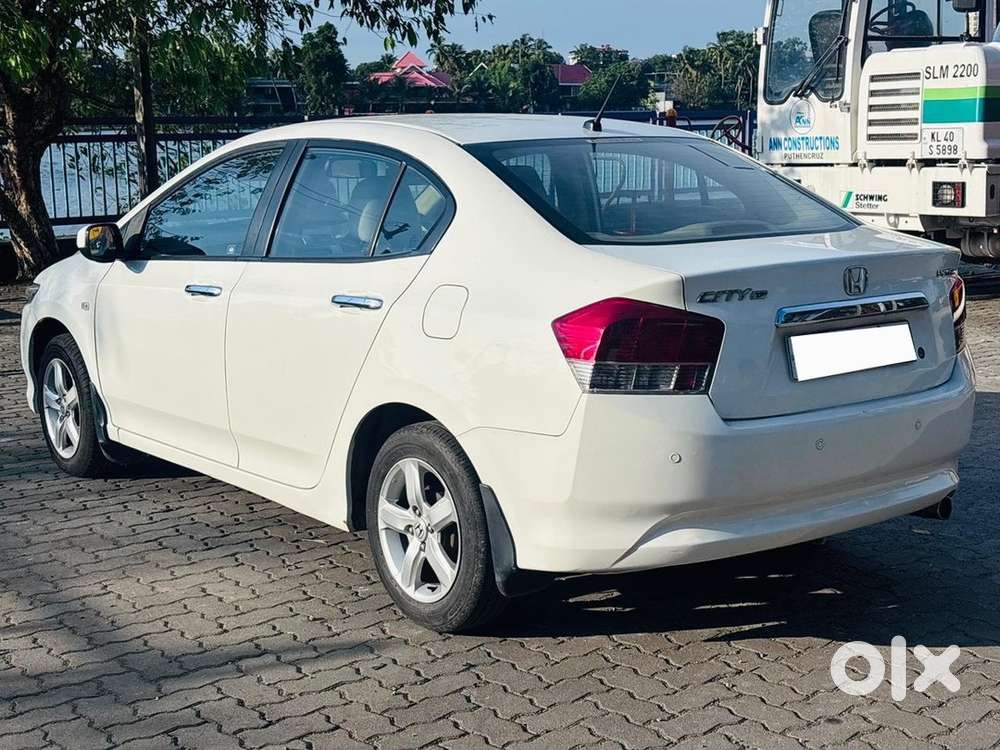 Honda City At