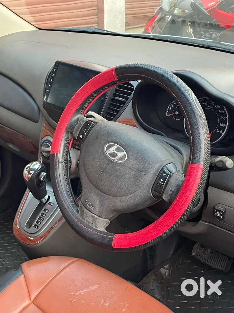 Hyundai I10 Sunroof 2011 Petrol+cng Well Maintained