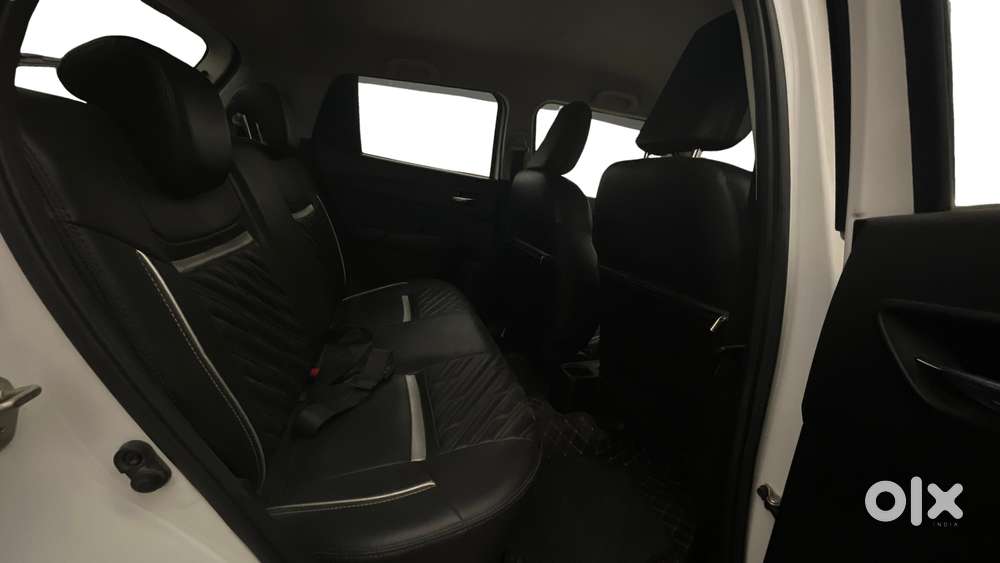 Maruti Suzuki Swift Amt Zxi, 2022, Petrol
