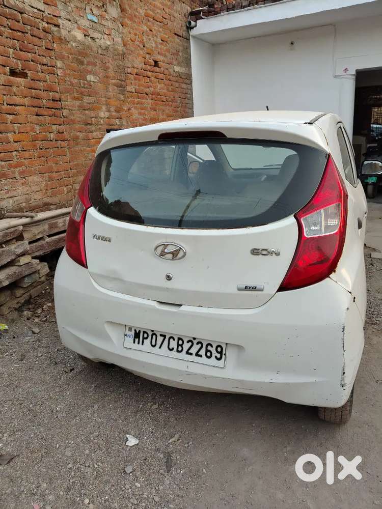 Hyundai Eon 2012 Petrol Well Maintained