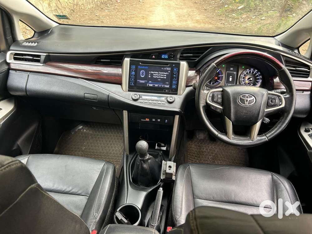 Toyota Innova Crysta