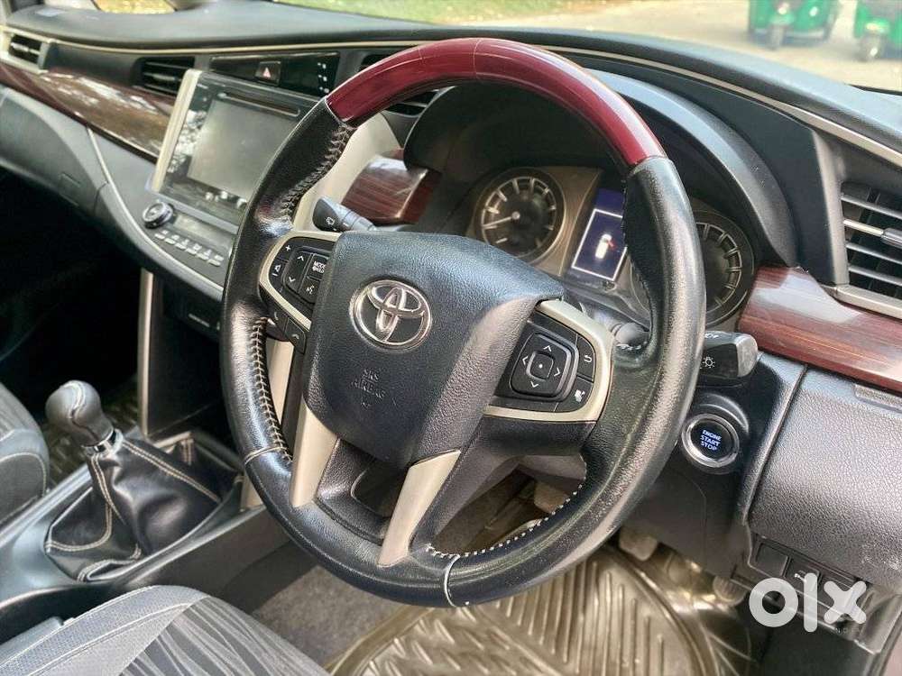 Toyota Innova Crysta 2.7 Vx Mt, 2016, Petrol
