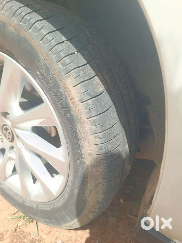 Toyota Innova Hycross 2024 Petrol