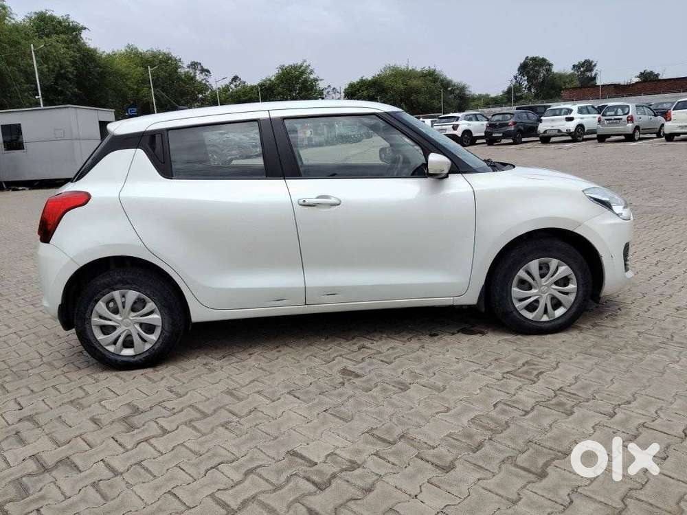 Maruti Suzuki Swift Amt Vxi, 2020, Petrol