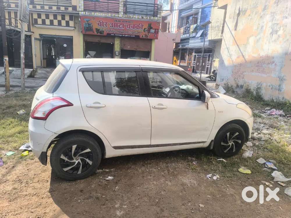 Maruti Suzuki Swift 2014 Cng & Hybrids 80000 Km Driven