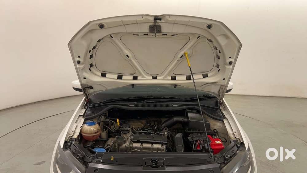 Volkswagen Polo Petrol Highline 1.2l, 2014, Petrol