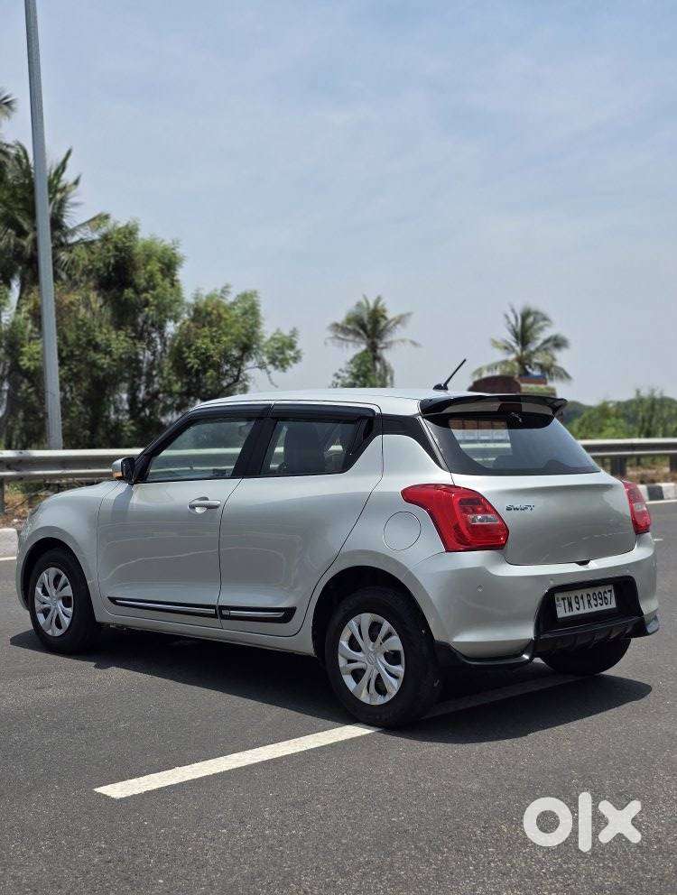 Maruti Suzuki Swift 2018 Amt Vxi, 2020, Petrol