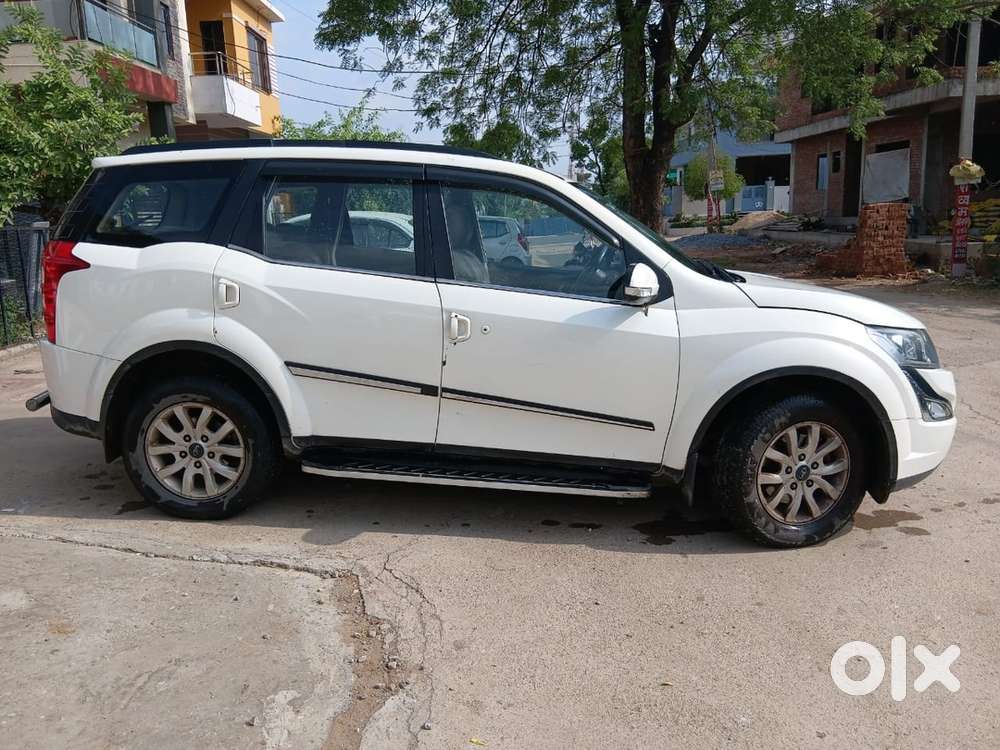 Mahindra Xuv500 2017 Year
