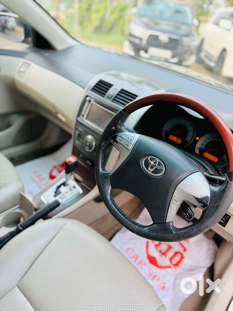 Toyota Corolla Altis Vl, 2011, Petrol