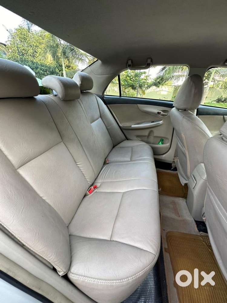 Toyota Corolla Altis 2012 Diesel Well Maintained