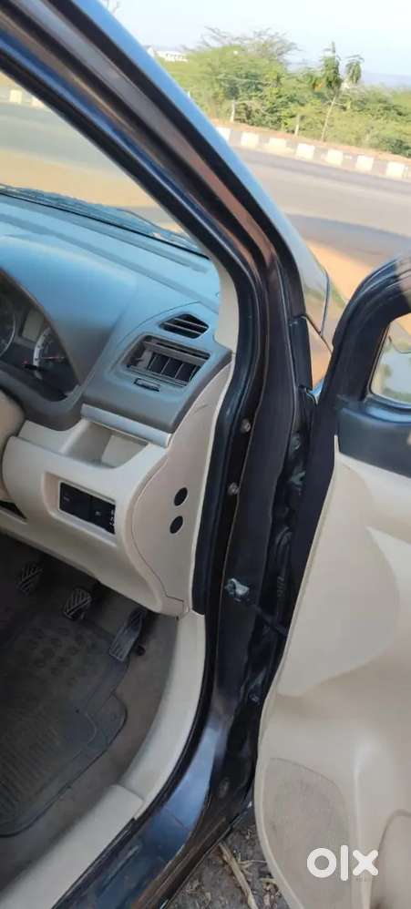 Maruti Suzuki Ertiga 2013 Diesel 168448 Km Driven