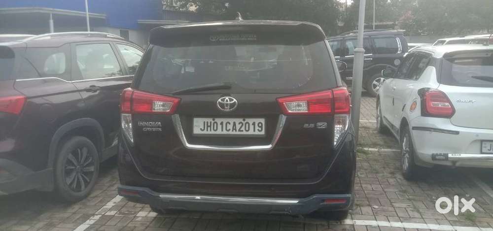 Toyota Innova Crysta 2.8 Z, 2016, Diesel