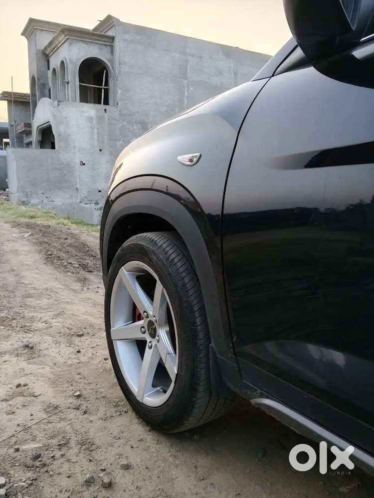 Hyundai Creta Facelift 2024 Petrol Manual Showroom Condition Alloywhel