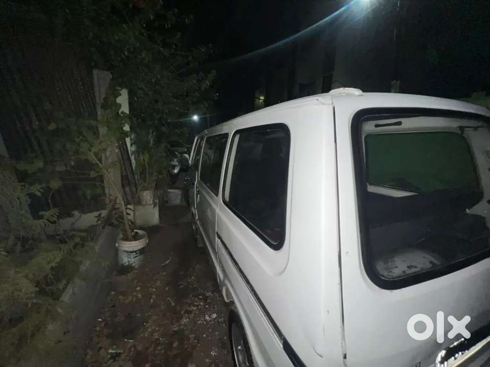 Maruti Suzuki Omni 20101 Petrol 100000 Km Driven