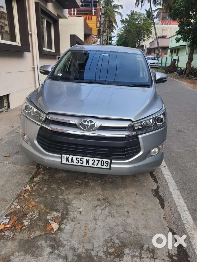 Toyota Innova Crysta 2016